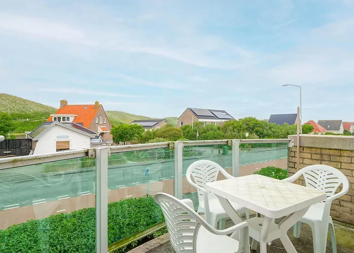 17 - Aan De Duinen, Aan Zee *